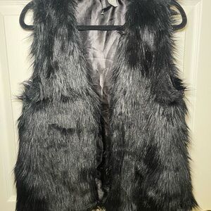 H&M Black Faux Fur Gilet